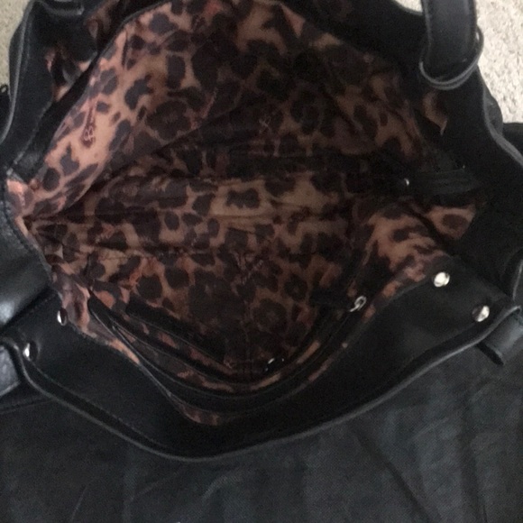 B. Makowsky - Picture 3 of 4